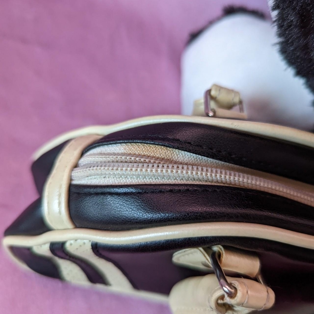 playboy mini black purse - Picture 3 of 4
